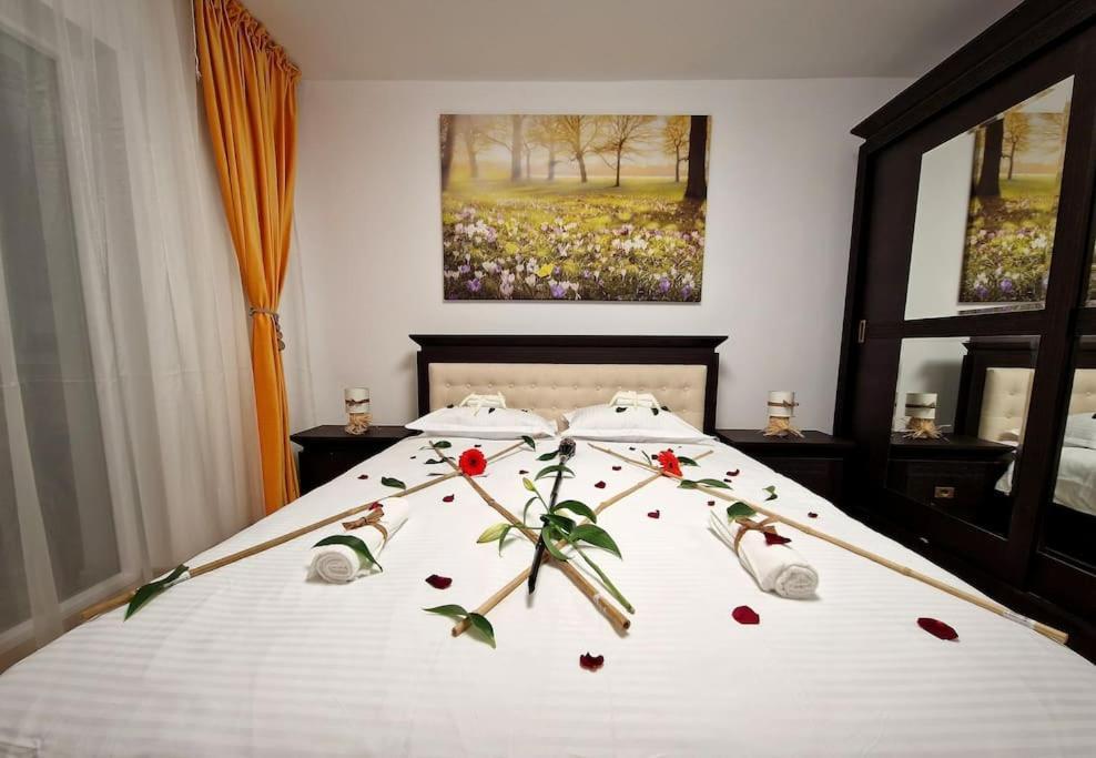 Forest Intimate Hideaway - Sub Padure Love Nest Apartment Brasov Luaran gambar